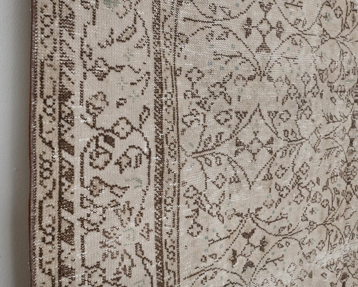 Beige Turkish Oushak Rug 6'11" x 10'1" Hand-Knotted | No. VR81242