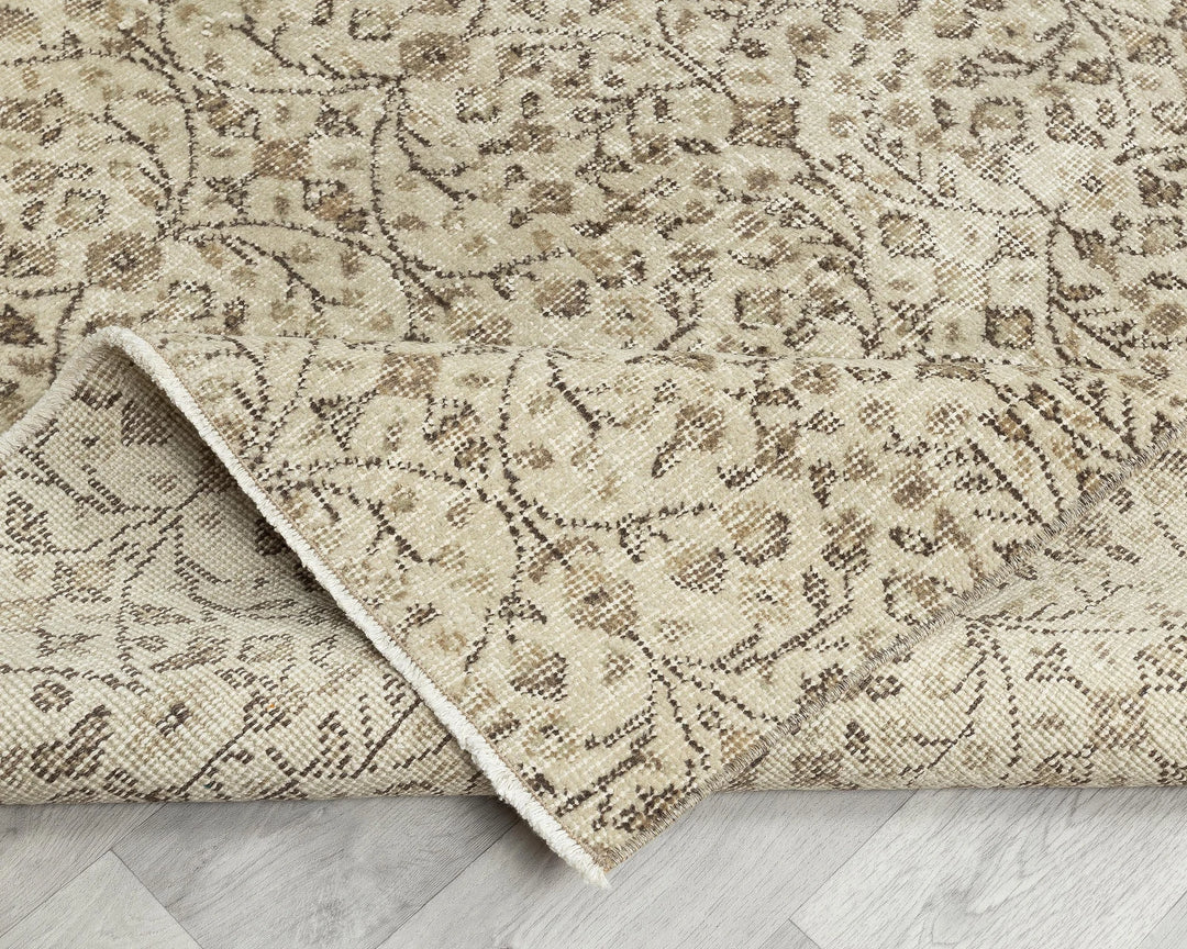 Multicolor Turkish Oushak Rug 3' 10" x 7' 4" Hand-Knotted | No. VR81802