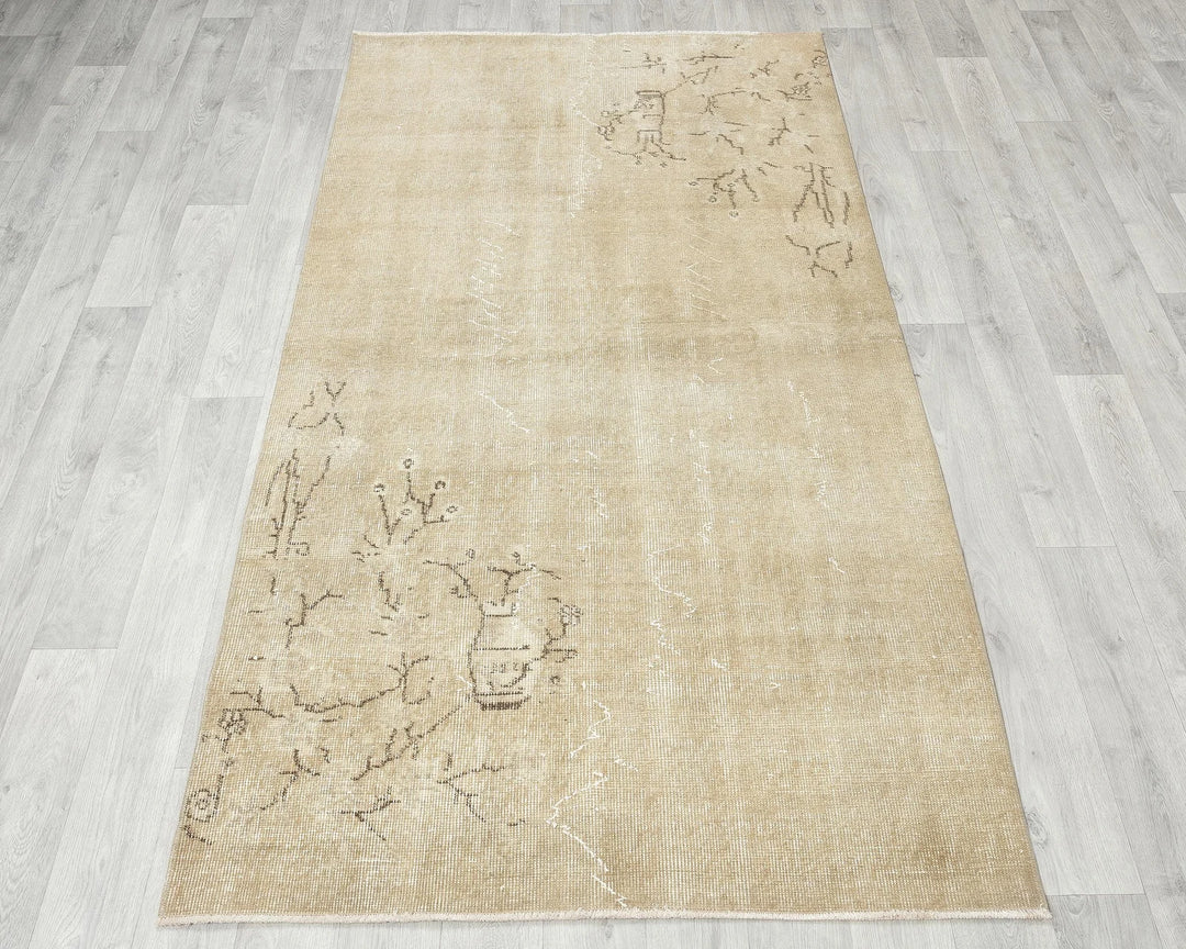 Beige Oushak Rug 6' x 6' 6" | No. VR81855
