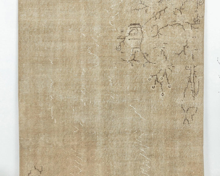 Beige Oushak Rug 6' x 6' 6" | No. VR81855