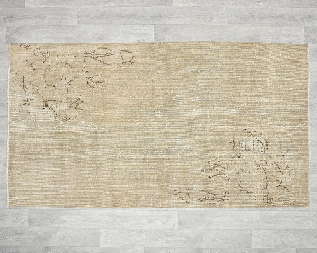 Beige Oushak Rug 6' x 6' 6" | No. VR81855
