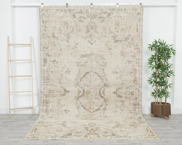 Beige Turkish Oushak Rug 6' 4" x 10' 2" Hand-Knotted | No. VR82012