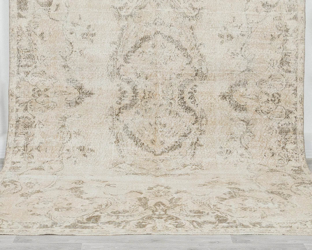 Beige Turkish Oushak Rug 6' 4" x 10' 2" Hand-Knotted | No. VR82012