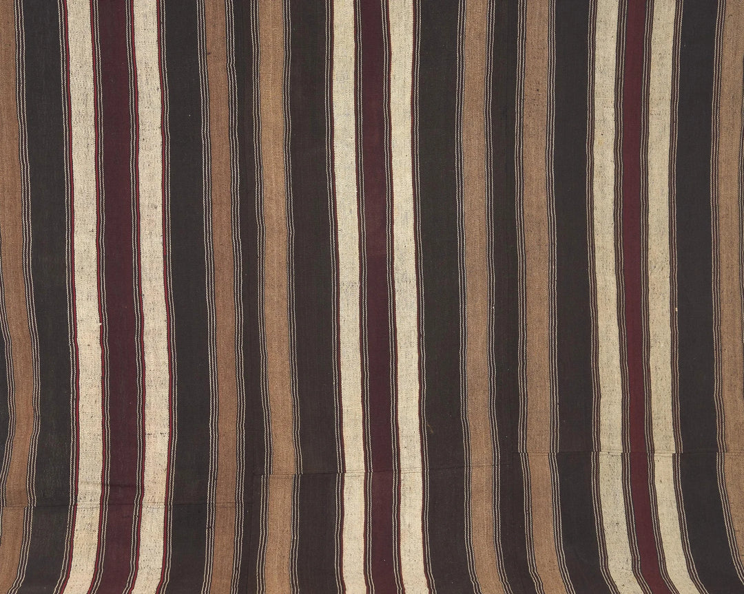 Kilim Rug 7' 1" x 11' 8" | No. VR82133