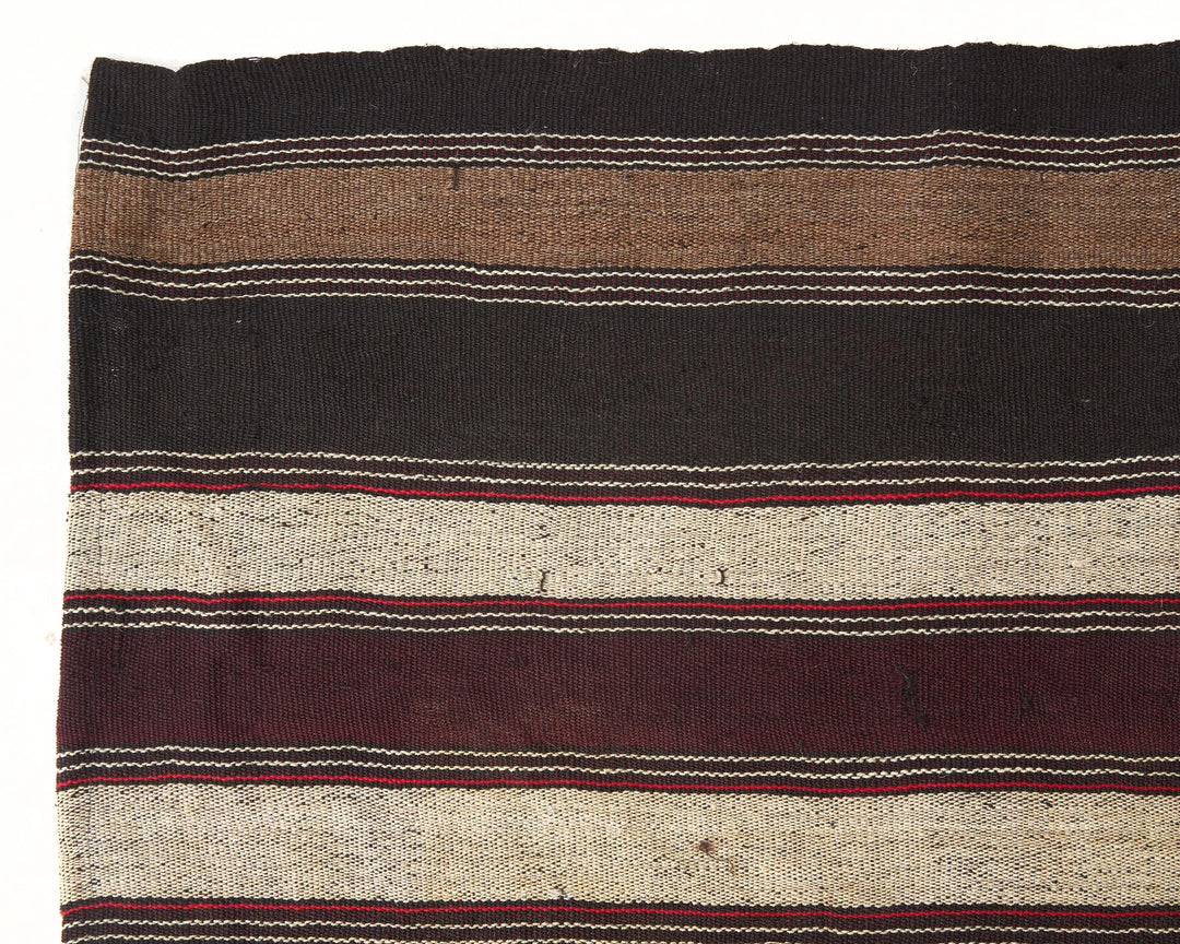 Kilim Rug 7' 1" x 11' 8" | No. VR82133