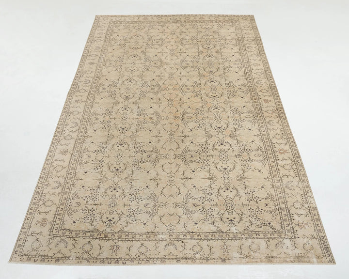 Beige Turkish Oushak Rug 7'7" x 11'5" Hand-Knotted | No. VR82403
