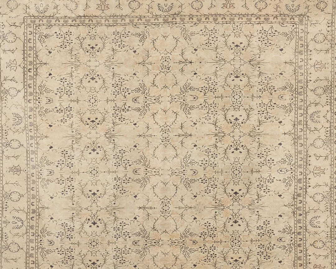 Beige Turkish Oushak Rug 7'7" x 11'5" Hand-Knotted | No. VR82403
