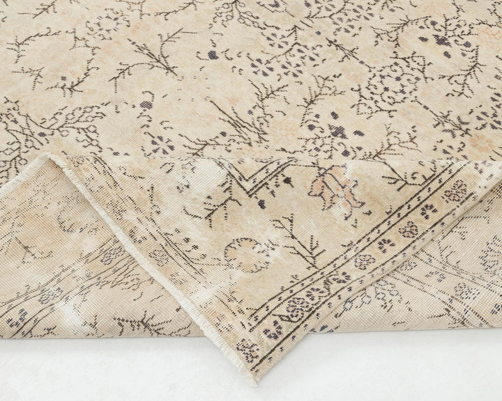 Beige Turkish Oushak Rug 7'7" x 11'5" Hand-Knotted | No. VR82403