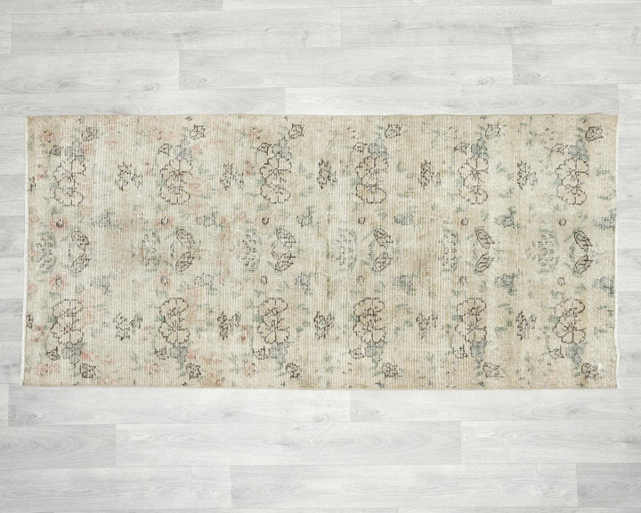 Beige Turkish Oushak Rug 5' 8" x 2' 8" Hand-Knotted | No. VR82665