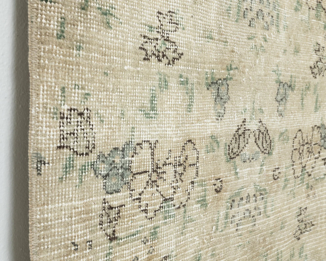 Beige Turkish Oushak Rug 5' 8" x 2' 8" Hand-Knotted | No. VR82665