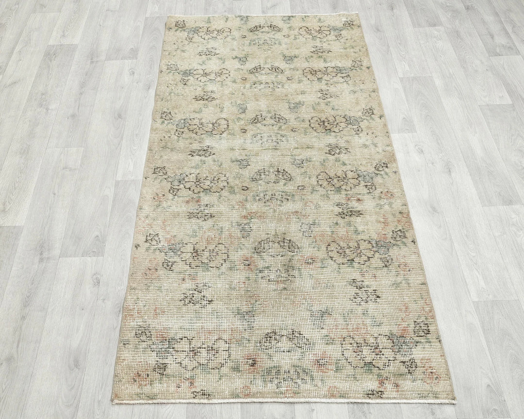 Beige Turkish Oushak Rug 5' 8" x 2' 8" Hand-Knotted | No. VR82665