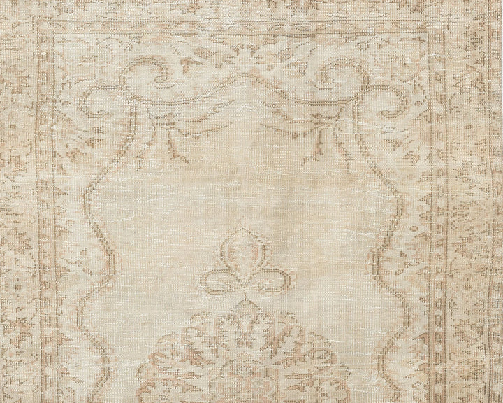 Pink Turkish Oushak Rug 4'10" x 8'1" Hand-Knotted | No. VR82673