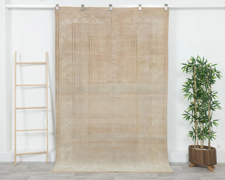 Beige Turkish Oushak Rug 7' 9" x 5' Hand-Knotted | No. VR82764