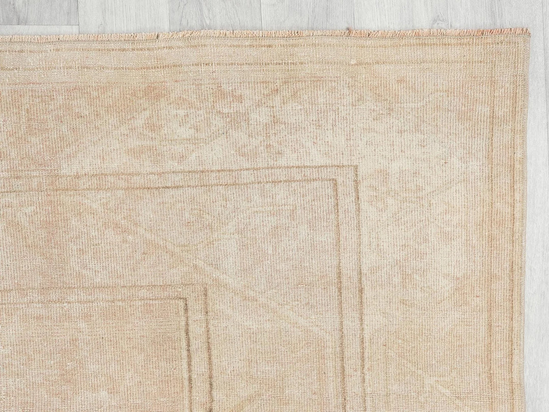 Beige Turkish Oushak Rug 7' 9" x 5' Hand-Knotted | No. VR82764