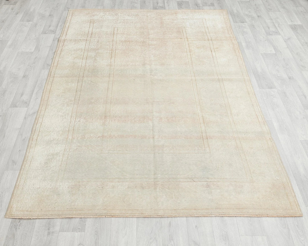 Beige Turkish Oushak Rug 7' 9" x 5' Hand-Knotted | No. VR82764