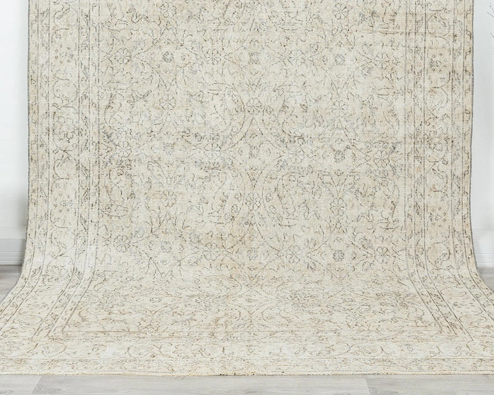 Multicolor Turkish Oushak Rug 6' 5" x 10' Hand-Knotted detail