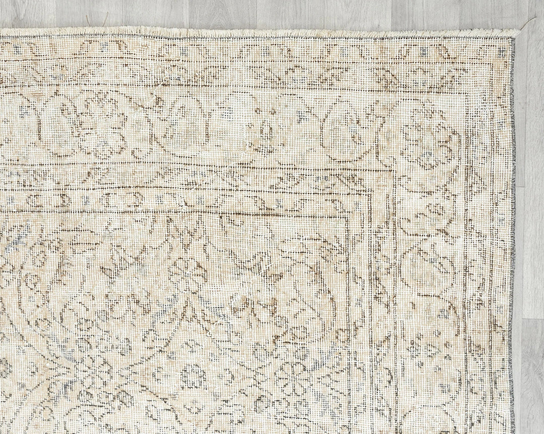 Multicolor Turkish Oushak Rug 6' 5" x 10' Hand-Knotted pattern