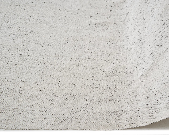 White Turkish Kilim Rug 6'11" x 10'10" Flat-Weave | No. VR82820