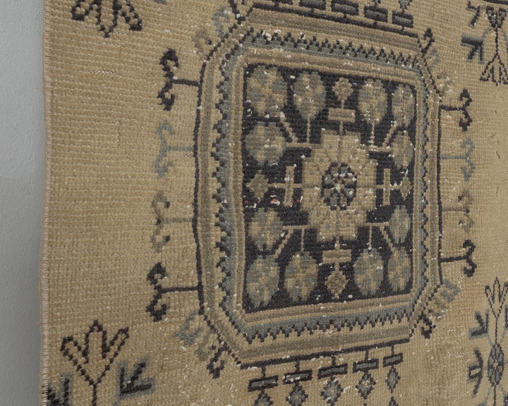 Rust Turkish Oushak Rug 2'7" x 10'7" Hand-Knotted close-up