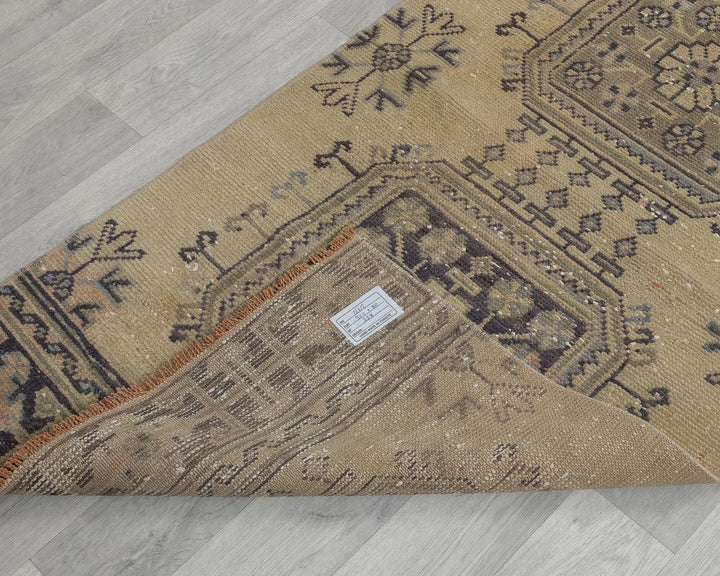 Rust Turkish Oushak Rug 2'7" x 10'7" Hand-Knotted texture