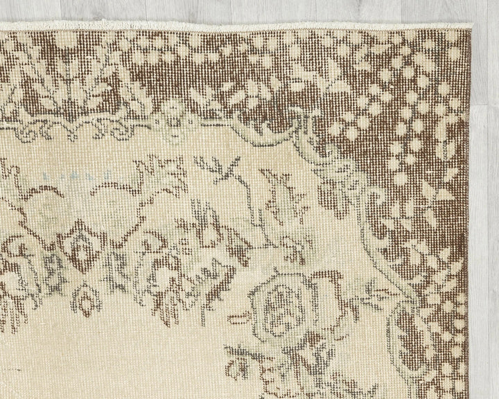 Beige Turkish Oushak Rug 3' 11" x 7' 1" Hand-Knotted | No. VR83106
