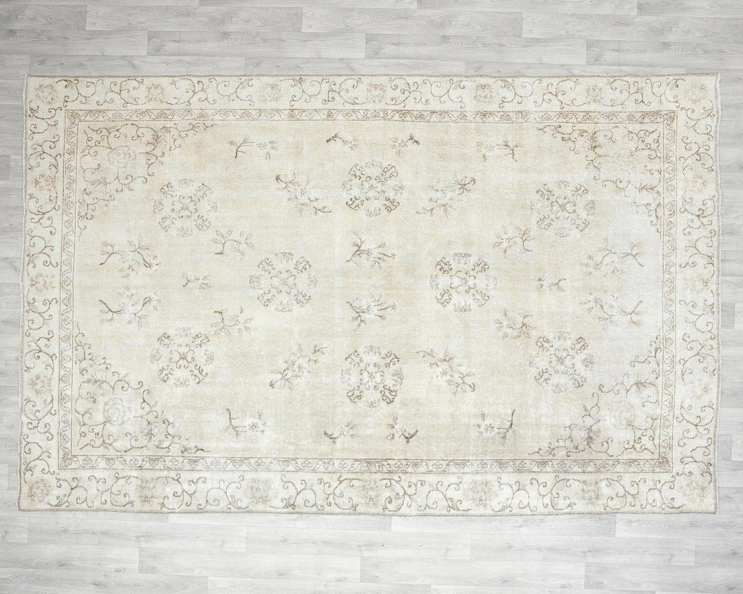 Beige Turkish Oushak Rug 6' 11" x 10' 4" Hand-Knotted | No. VR83299
