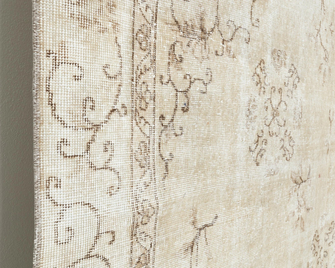 Beige Turkish Oushak Rug 6' 11" x 10' 4" Hand-Knotted | No. VR83299