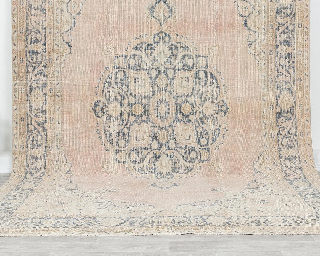 Neutral Oushak Rug 6' 8" x 10' 6" | No. VR83357