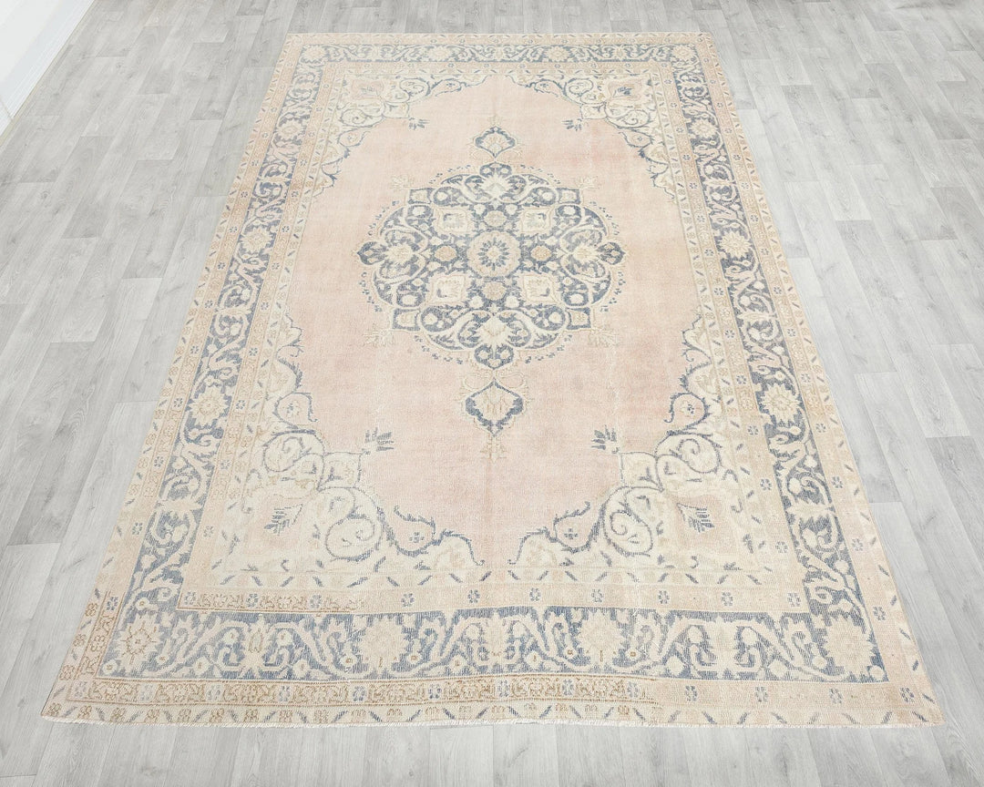 Neutral Oushak Rug 6' 8" x 10' 6" | No. VR83357