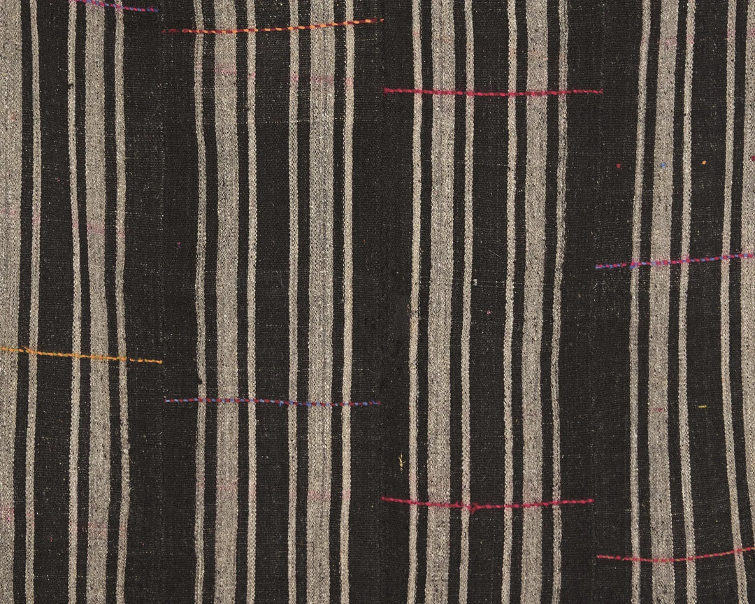 Brown Turkish Kilim Rug 5' 7" x 7' 5" Flat-Weave | No. VR83402