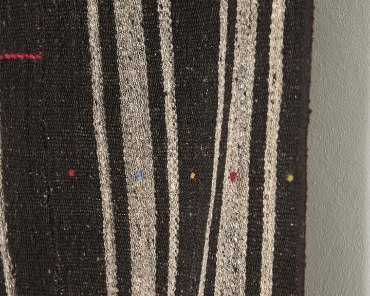 Brown Turkish Kilim Rug 5' 7" x 7' 5" Flat-Weave | No. VR83402