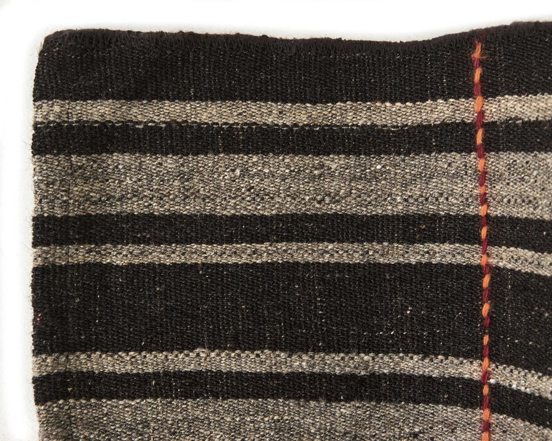 Brown Turkish Kilim Rug 5' 7" x 7' 5" Flat-Weave | No. VR83402