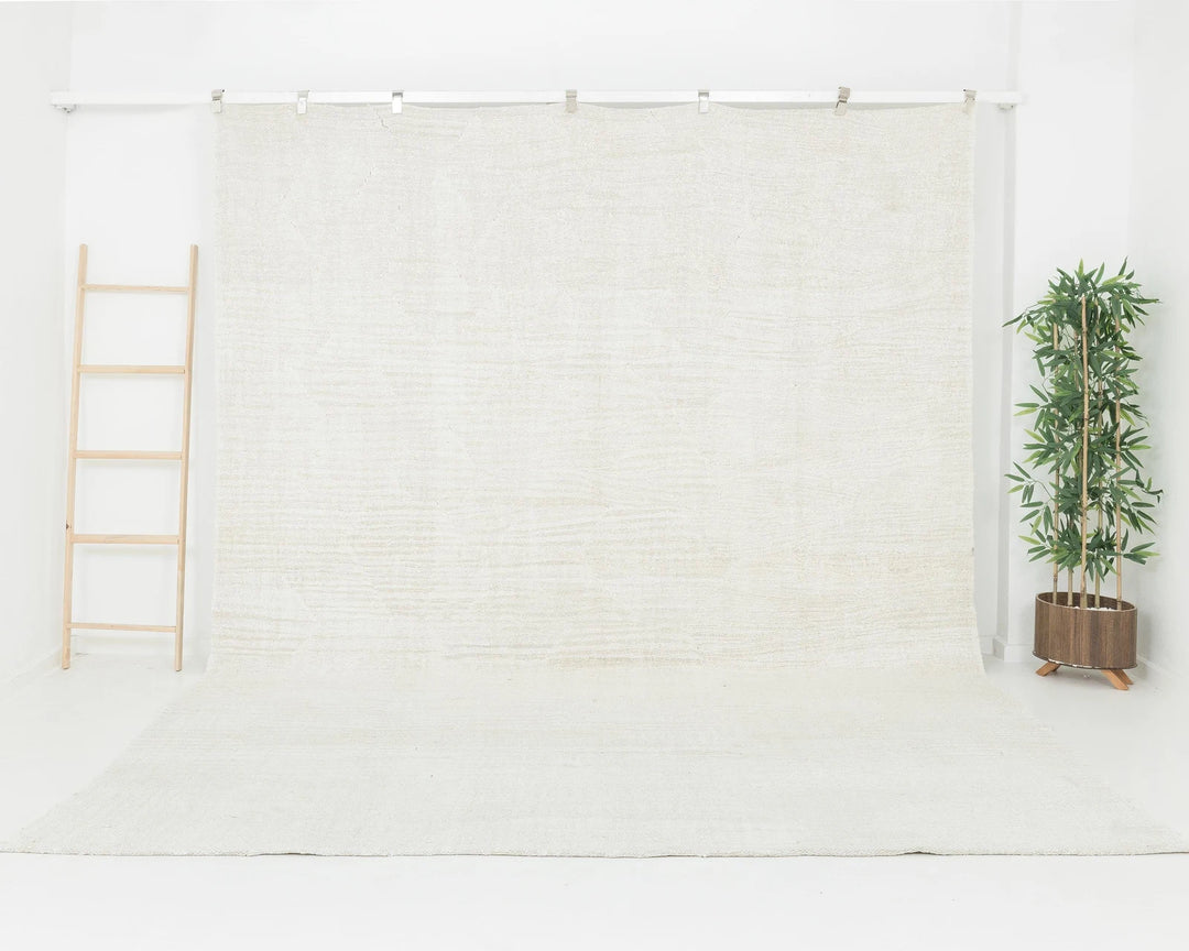 White Turkish Kilim Rug 9' 1" x 11' 7" Flat-Weave | No. VR83571