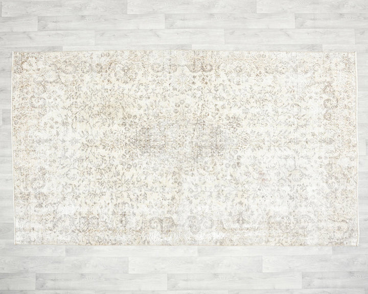 Beige Turkish Oushak Rug 4'11" x 8'7" Hand-Knotted | No. VR83572