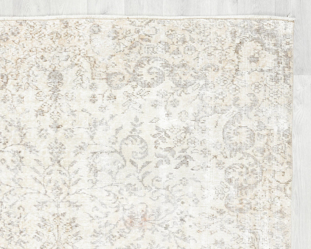 Beige Turkish Oushak Rug 4'11" x 8'7" Hand-Knotted | No. VR83572