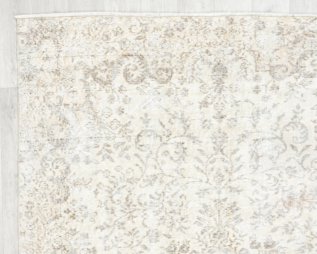Beige Turkish Oushak Rug 4'11" x 8'7" Hand-Knotted | No. VR83572
