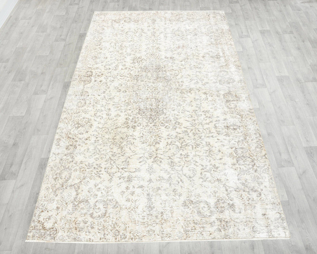 Beige Turkish Oushak Rug 4'11" x 8'7" Hand-Knotted | No. VR83572