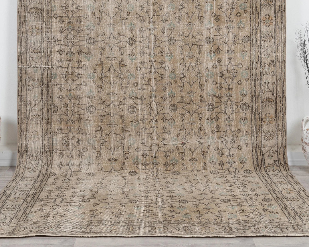 Beige Turkish Oushak Rug 7' 1" x 10' 2" Hand-Knotted | No. VR83759