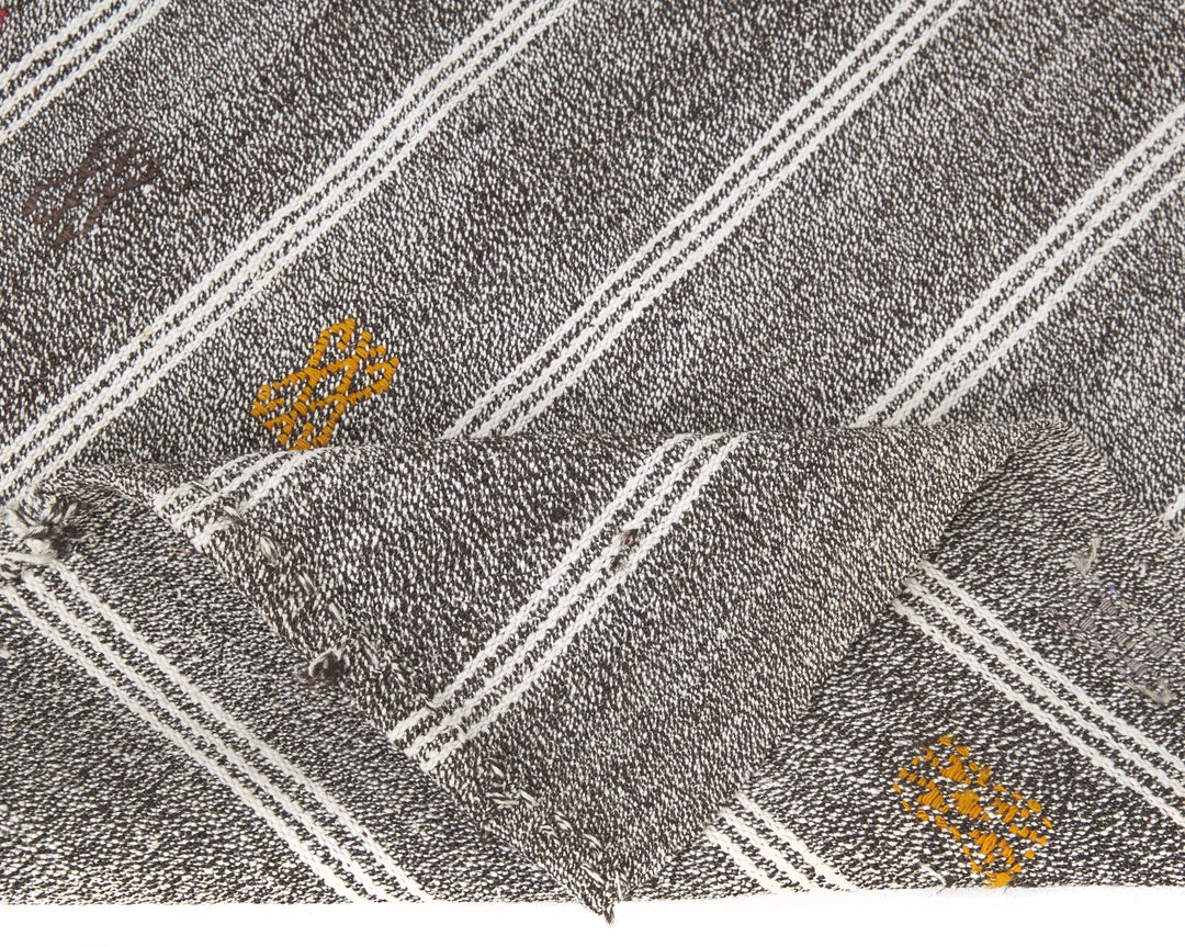 Gray Kilim Rug 6' 2" x 7' 3" | No. VR83889
