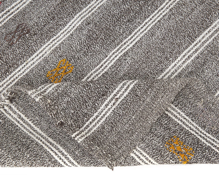 Gray Kilim Rug 6' 2" x 7' 3" | No. VR83889