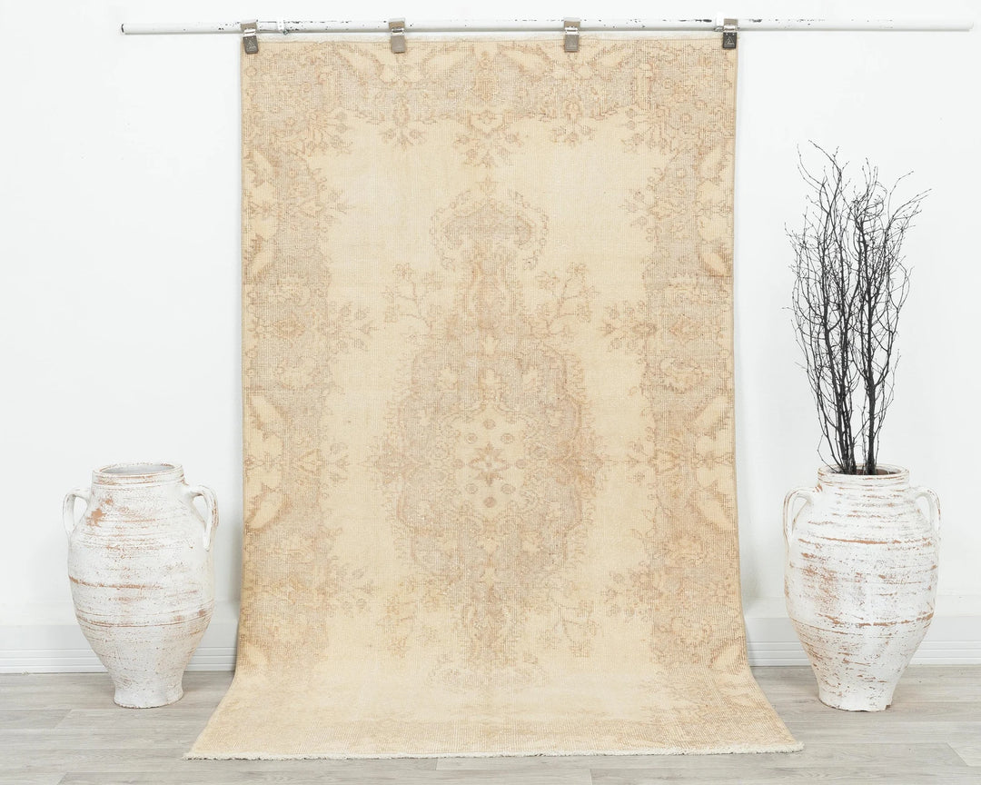 Beige Turkish Oushak Rug 6'9" x 3'10" Hand-Knotted | No. VR84030
