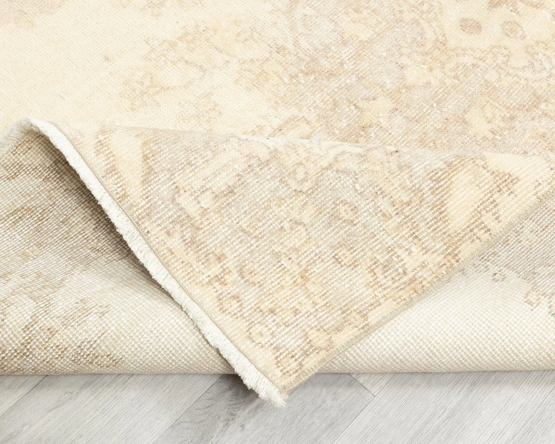 Beige Turkish Oushak Rug 6'9" x 3'10" Hand-Knotted | No. VR84030