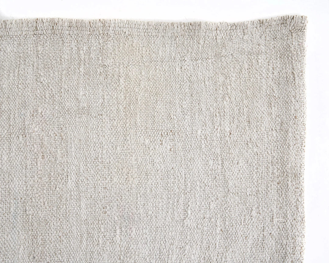 White Kilim Rug 6' 3" x 10' 2" | No. VR84044