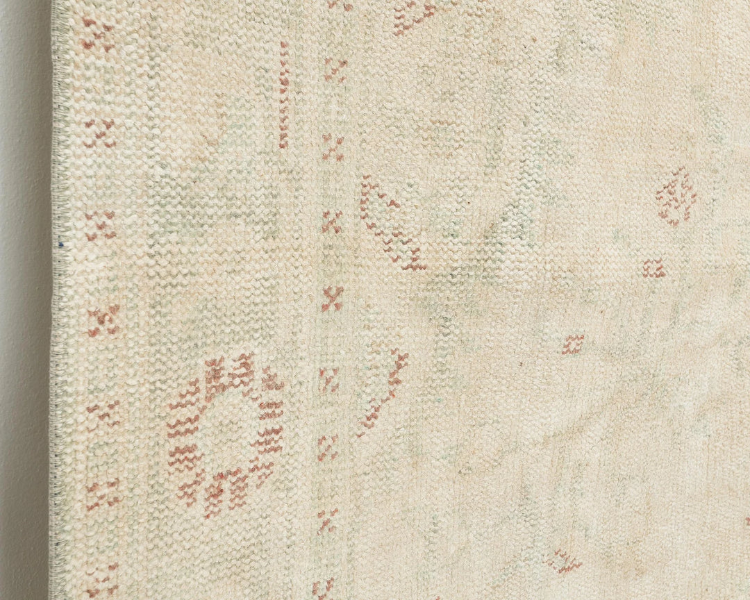 Beige Turkish Oushak Rug 5'10" x 10'2" Hand-Knotted close-up