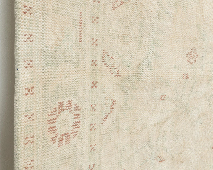 Beige Turkish Oushak Rug 5'10" x 10'2" Hand-Knotted close-up