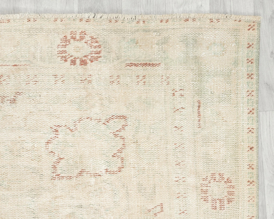 Beige Turkish Oushak Rug 5'10" x 10'2" Hand-Knotted pattern