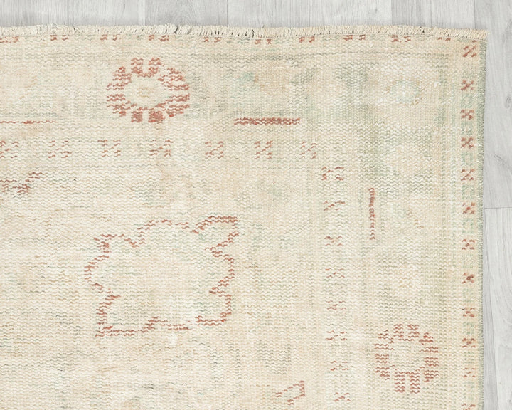 Beige Turkish Oushak Rug 5'10" x 10'2" Hand-Knotted pattern
