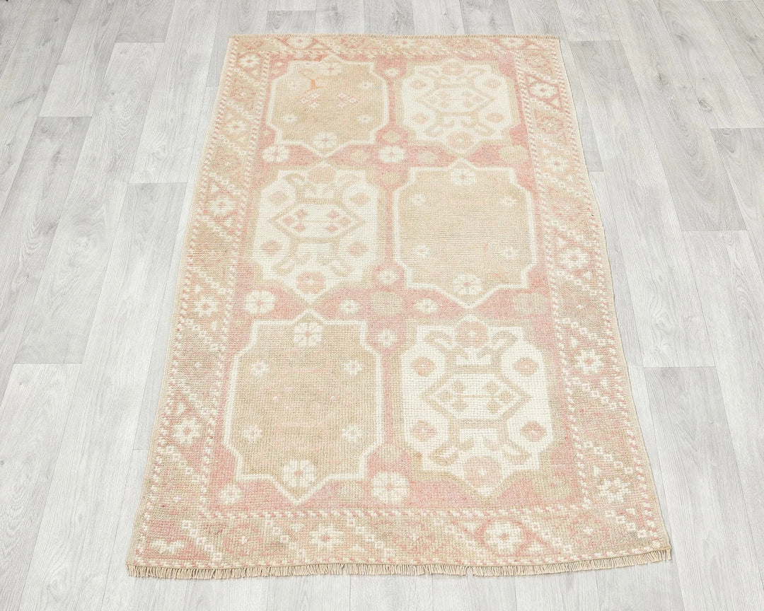 Multicolor Turkish Oushak Rug 2' 8" x 4' 8" Hand-Knotted | No. VR84116