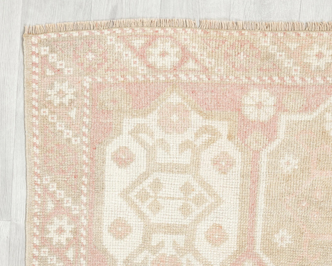 Multicolor Turkish Oushak Rug 2' 8" x 4' 8" Hand-Knotted | No. VR84116