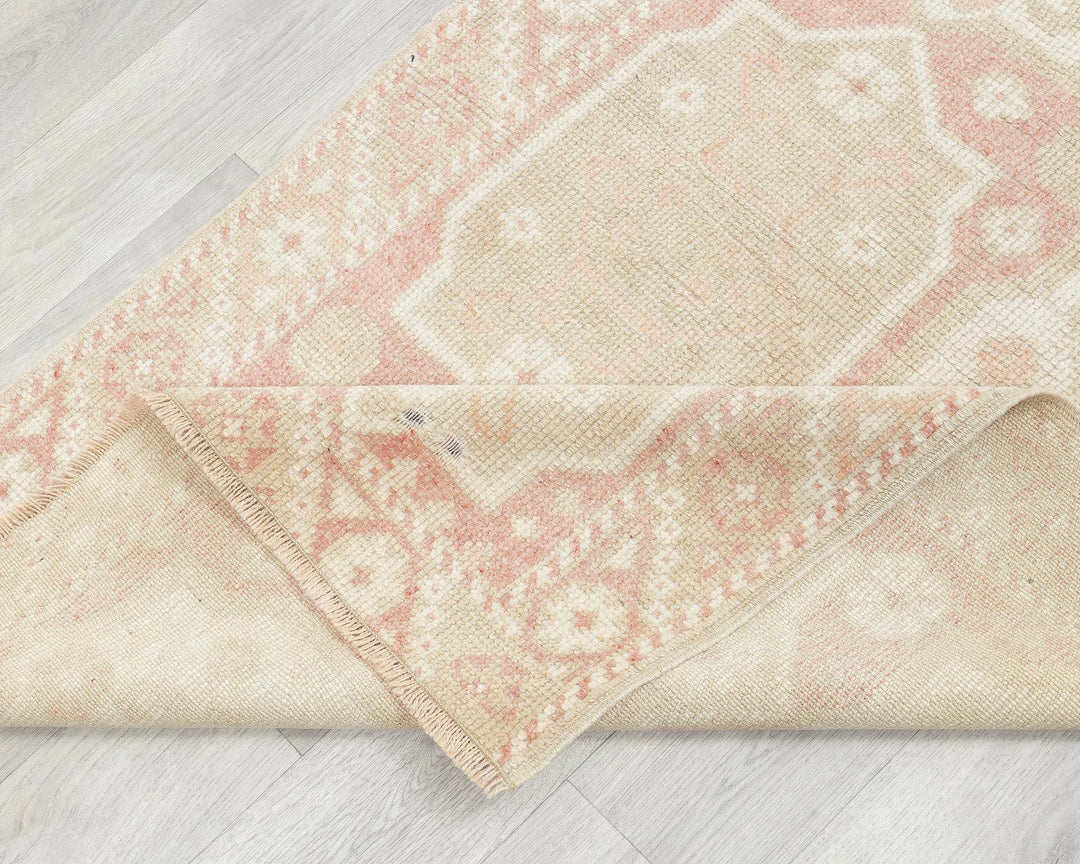 Multicolor Turkish Oushak Rug 2' 8" x 4' 8" Hand-Knotted | No. VR84116